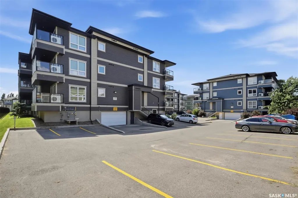 106 Willis Crescent Saskatoon SK S7T 0Y6
