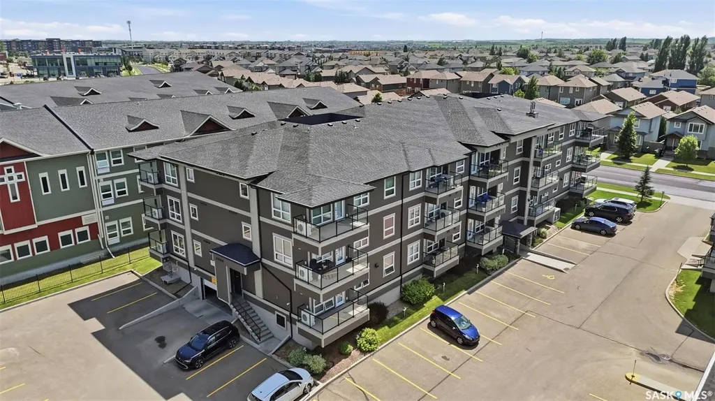 106 Willis Crescent Saskatoon SK S7T 0Y6