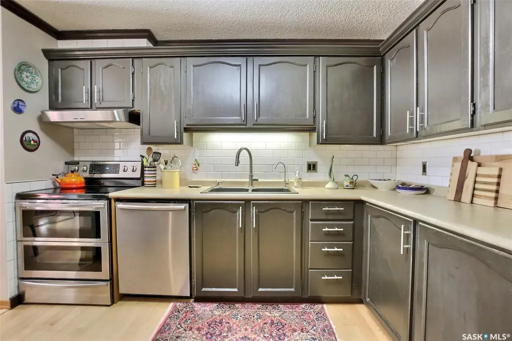 2160 Cornwall Street Regina SK S4P 2K7