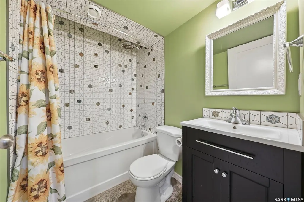 1430 Hunter Road Saskatoon SK S7T 0T4