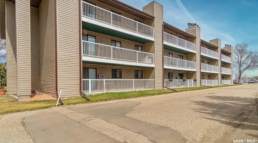 51 Wood Lily Drive Moose Jaw SK S6H 1H1