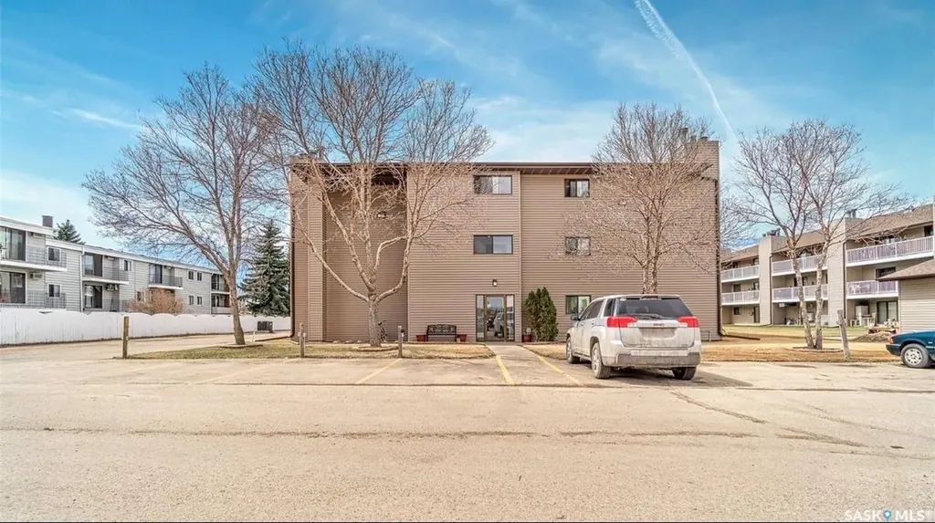 51 Wood Lily Drive Moose Jaw SK S6H 1H1