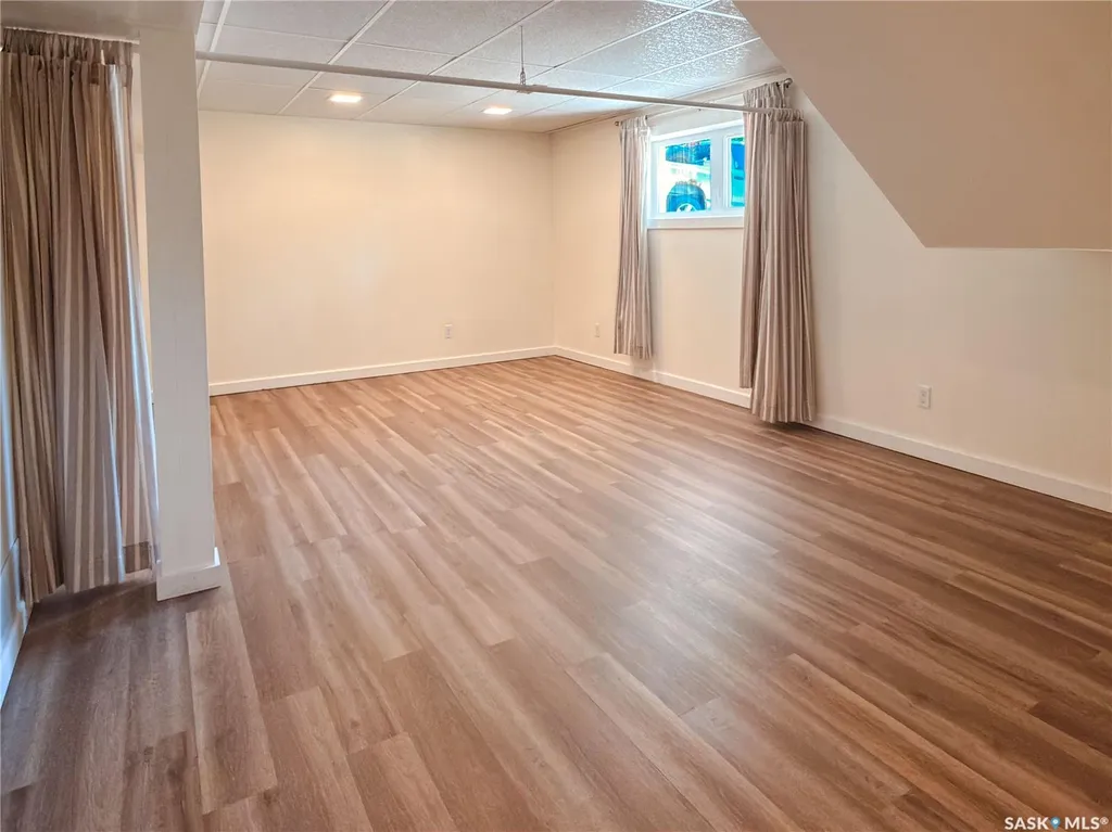 6 Fulton Drive Regina SK S4X 1E9