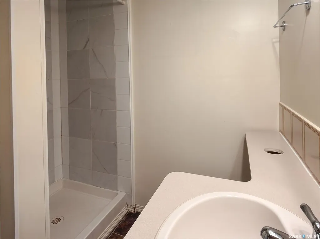 6 Fulton Drive Regina SK S4X 1E9