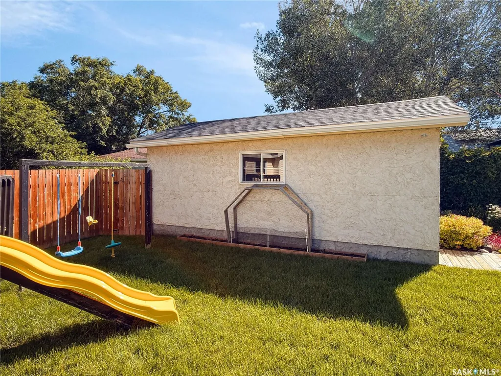 6 Fulton Drive Regina SK S4X 1E9
