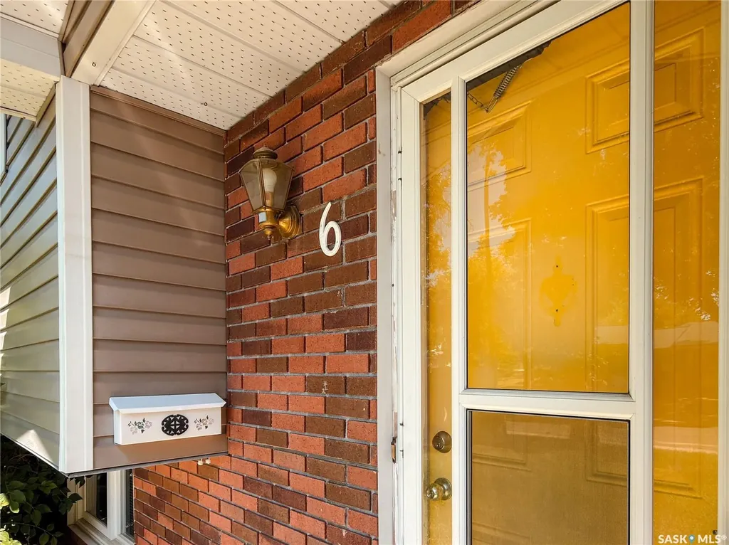 6 Fulton Drive Regina SK S4X 1E9