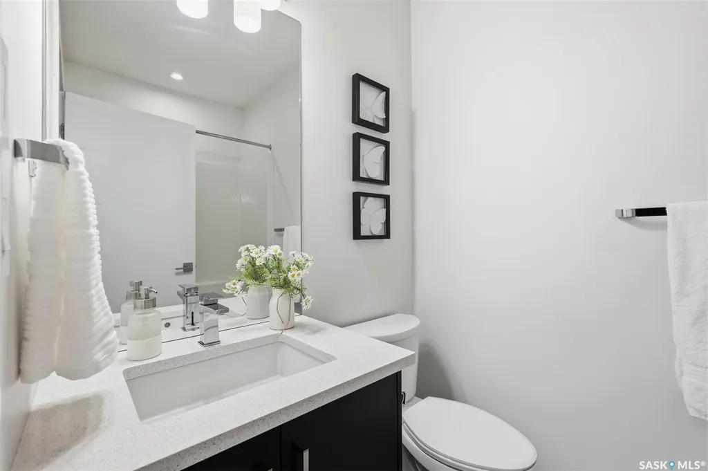 905 Salmon Way Martensville SK S0K 2T1