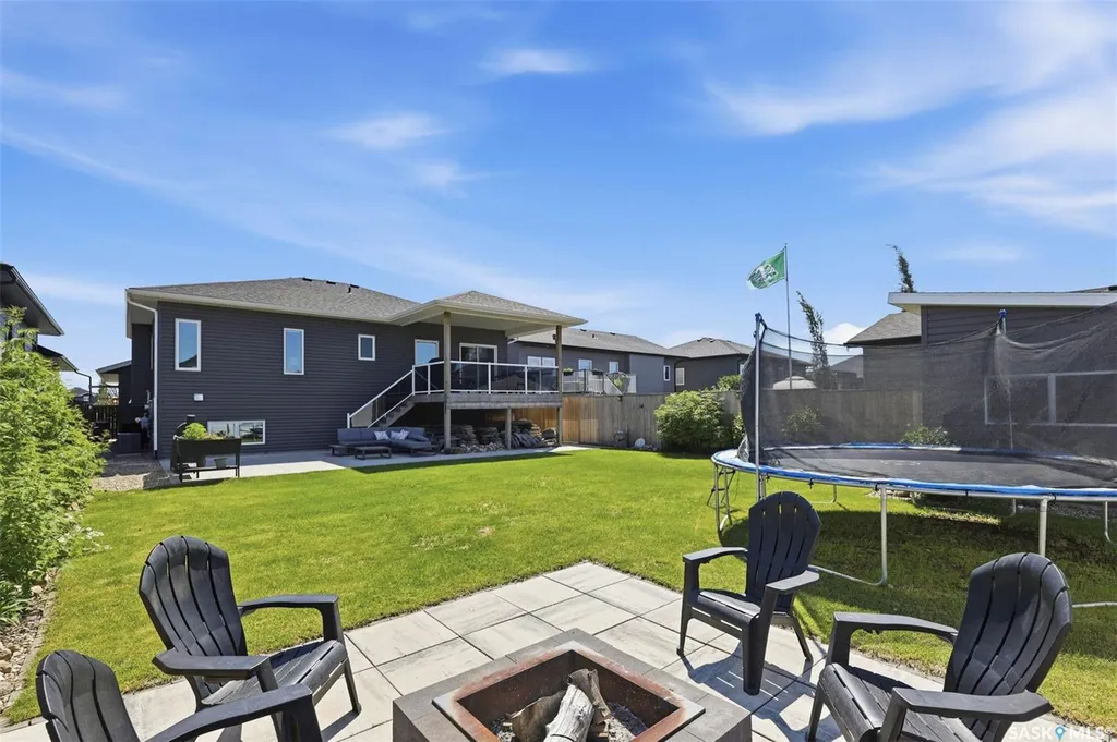 905 Salmon Way Martensville SK S0K 2T1