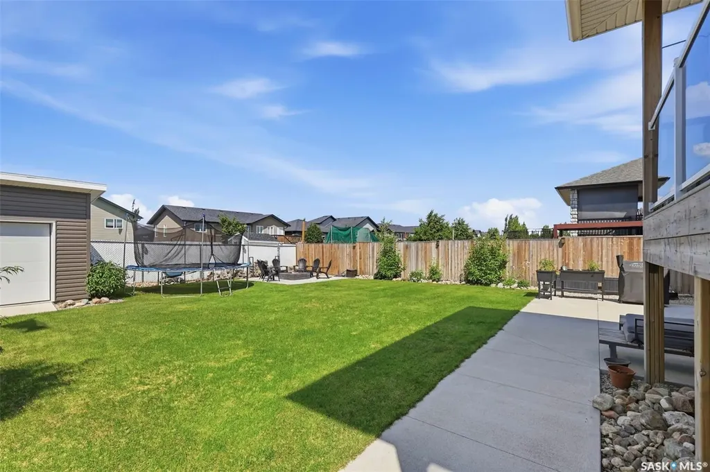 905 Salmon Way Martensville SK S0K 2T1