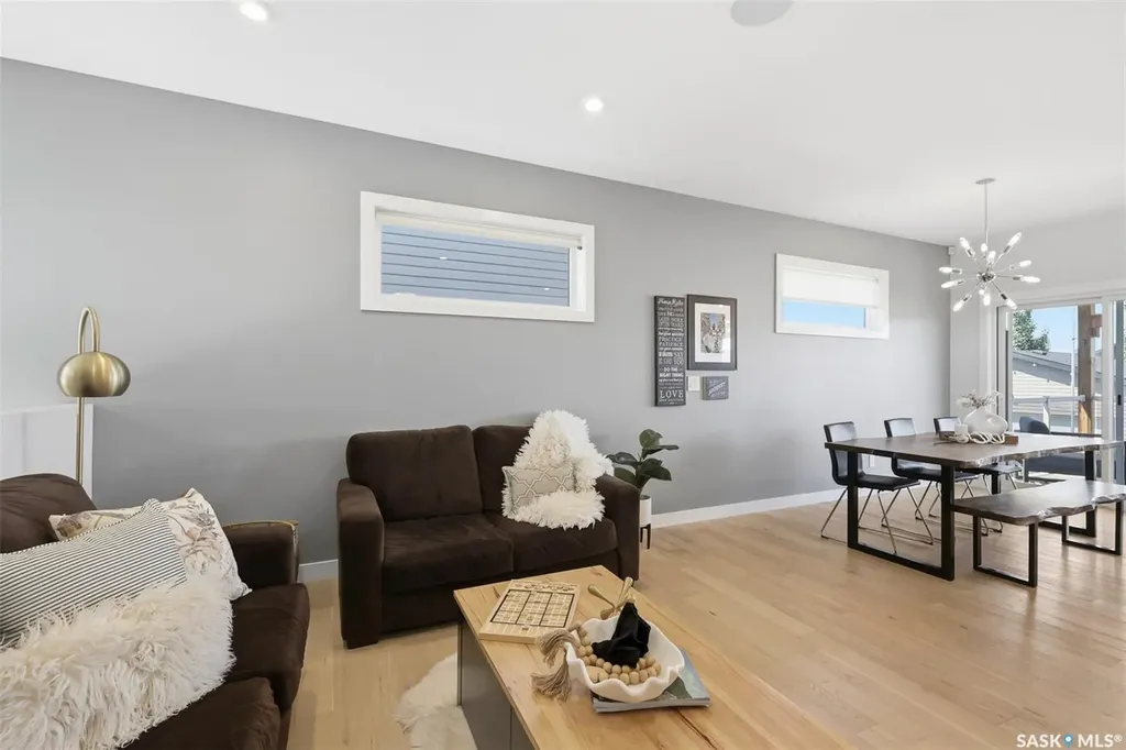 905 Salmon Way Martensville SK S0K 2T1