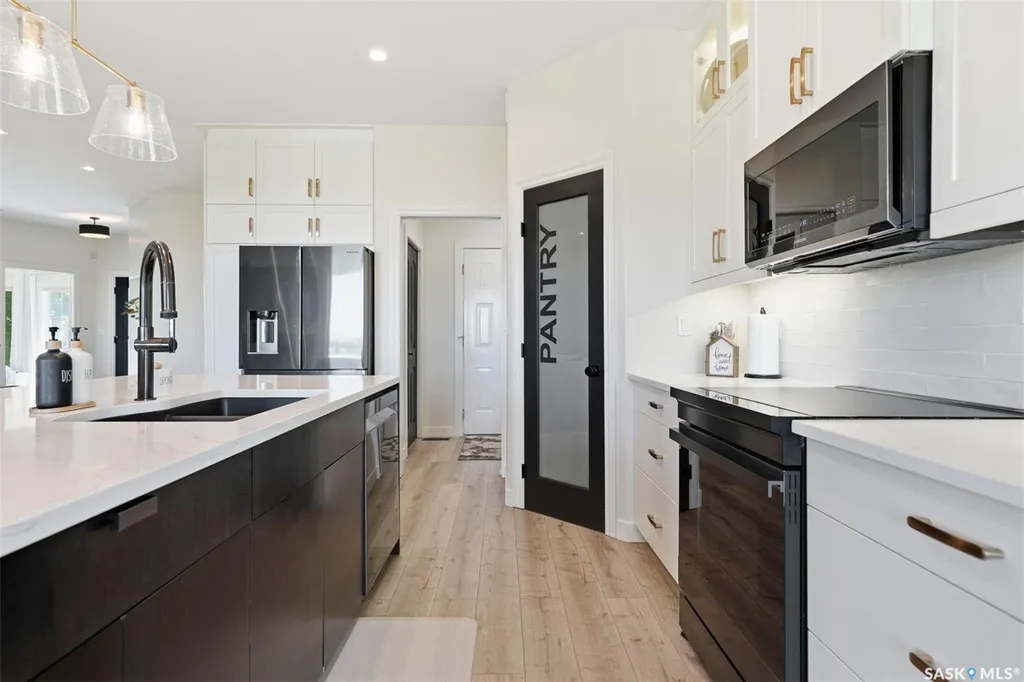 234 Denham Crescent Saskatoon SK S7R 1E9