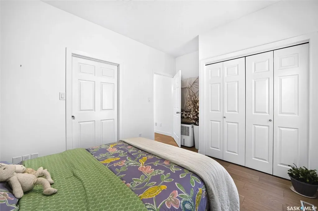10146 Wascana Estates Regina SK S4V 2X3