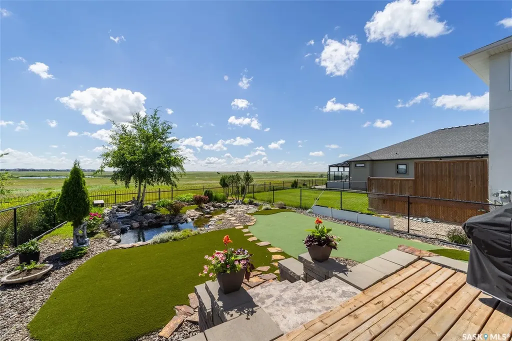 10146 Wascana Estates Regina SK S4V 2X3