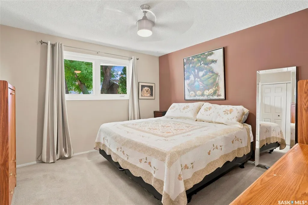 2964 Cumberland Avenue S Saskatoon SK S7J 2A6