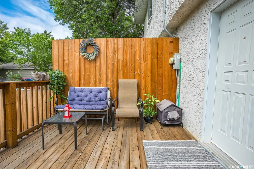 1122 12th Street E Saskatoon SK S7H 0E2