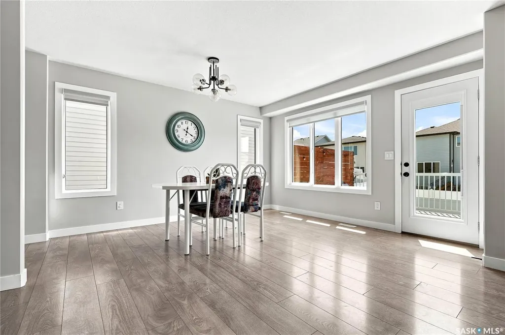 136 Thakur Street Saskatoon SK S7W 0Z6