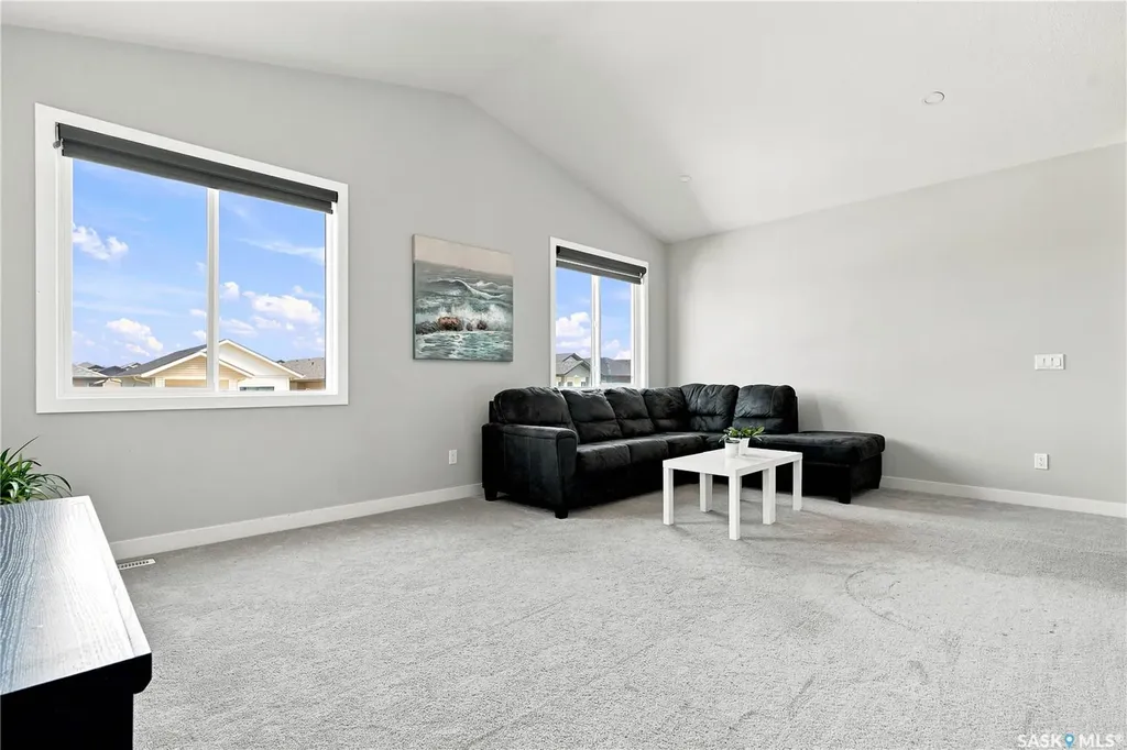 136 Thakur Street Saskatoon SK S7W 0Z6