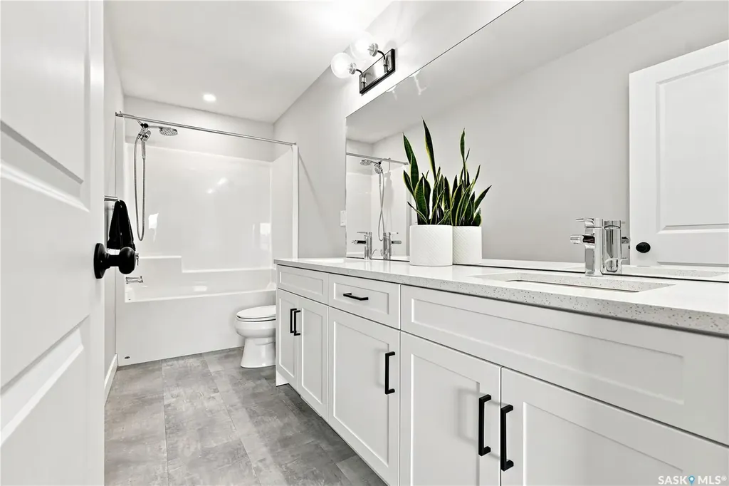 136 Thakur Street Saskatoon SK S7W 0Z6