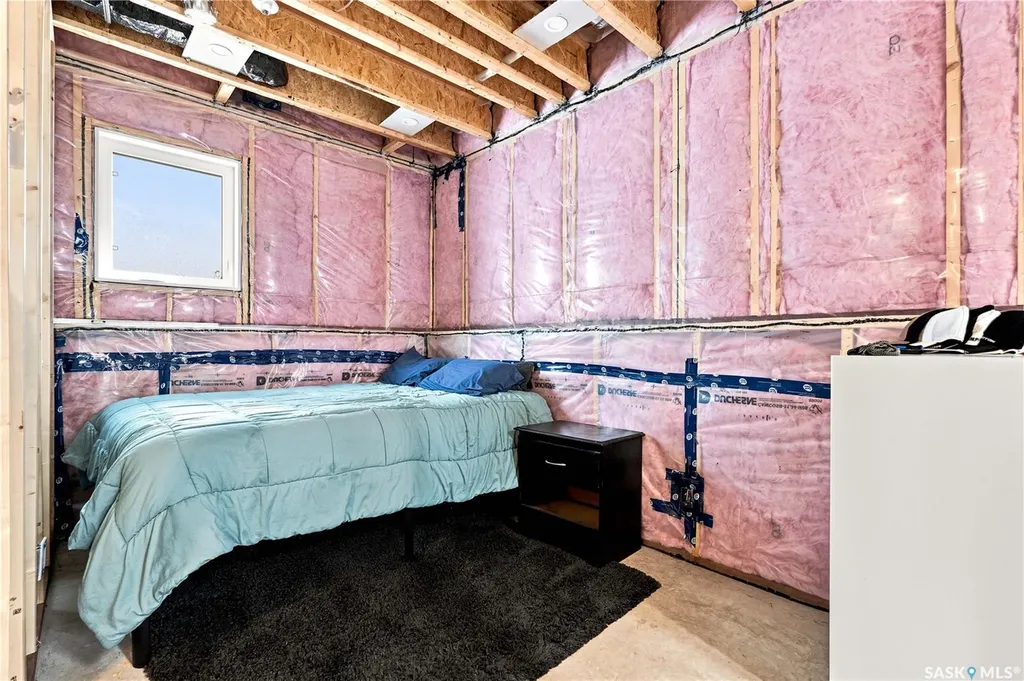 136 Thakur Street Saskatoon SK S7W 0Z6