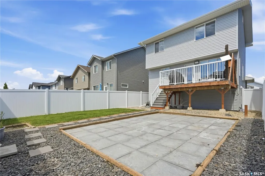 136 Thakur Street Saskatoon SK S7W 0Z6