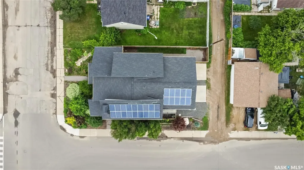 1602 Edward Avenue Saskatoon SK S7K 3B6
