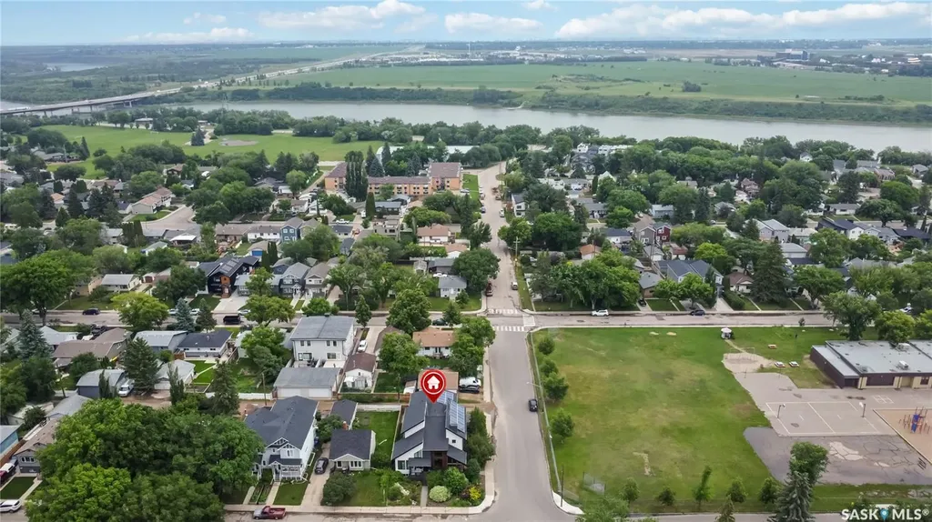 1602 Edward Avenue Saskatoon SK S7K 3B6