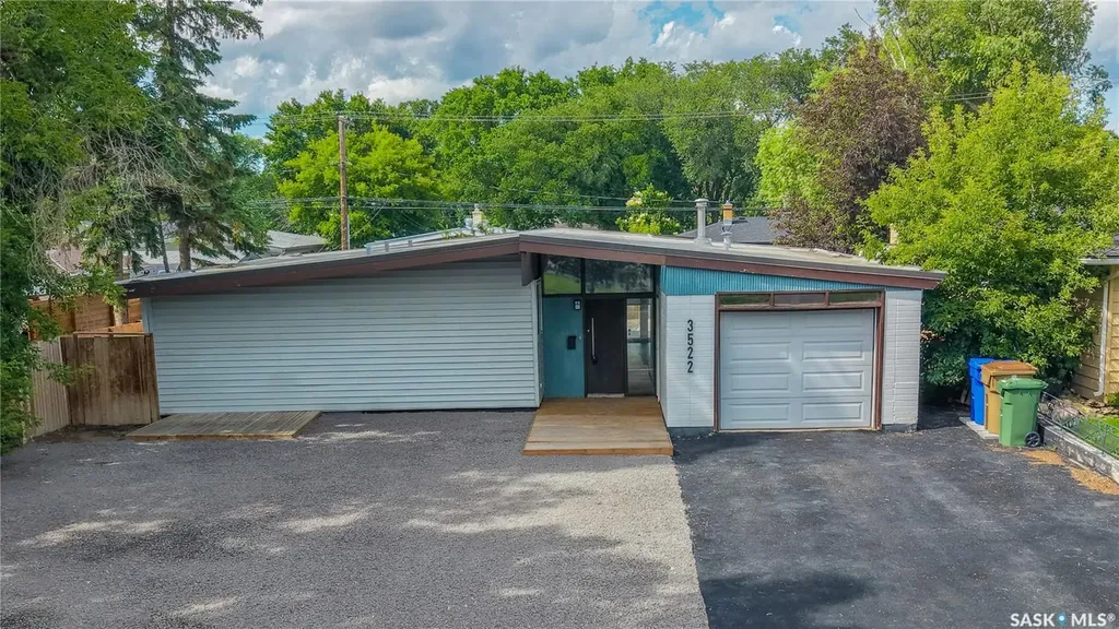 3522 25th Avenue Regina SK S4S 1L8