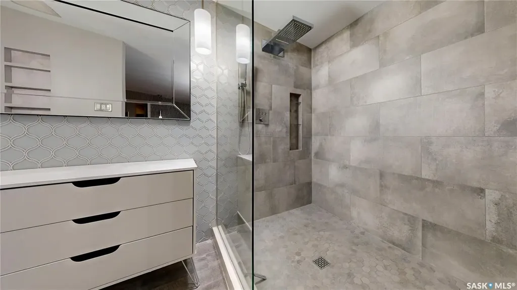 3522 25th Avenue Regina SK S4S 1L8