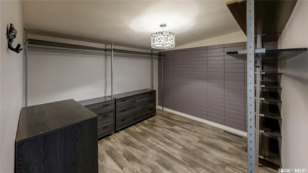 3522 25th Avenue Regina SK S4S 1L8