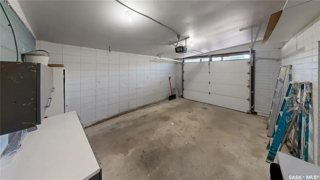3522 25th Avenue Regina SK S4S 1L8