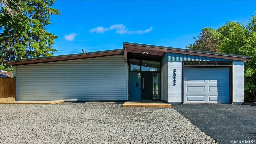 3522 25th Avenue Regina SK S4S 1L8