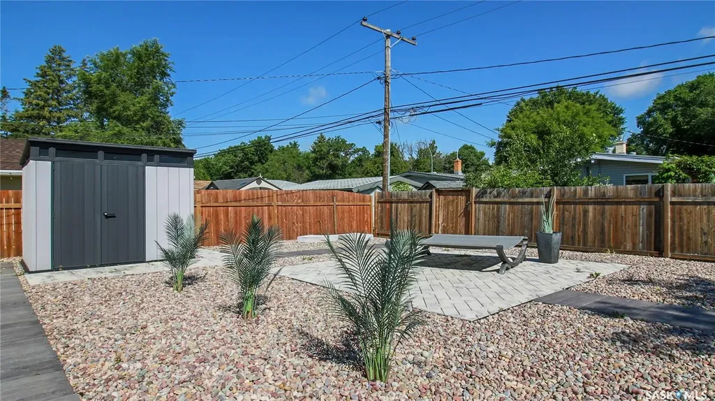 3522 25th Avenue Regina SK S4S 1L8