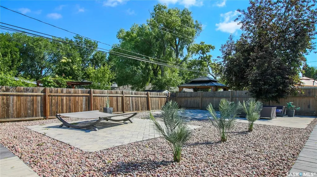 3522 25th Avenue Regina SK S4S 1L8