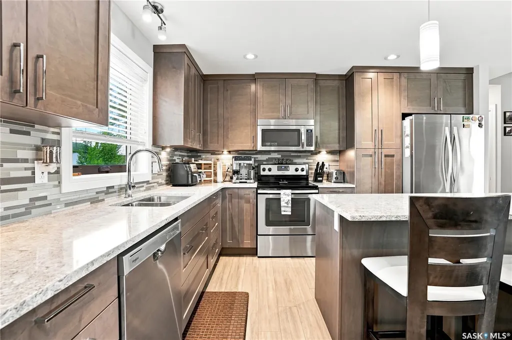 1102 Evergreen Boulevard Saskatoon SK S7W 0P3