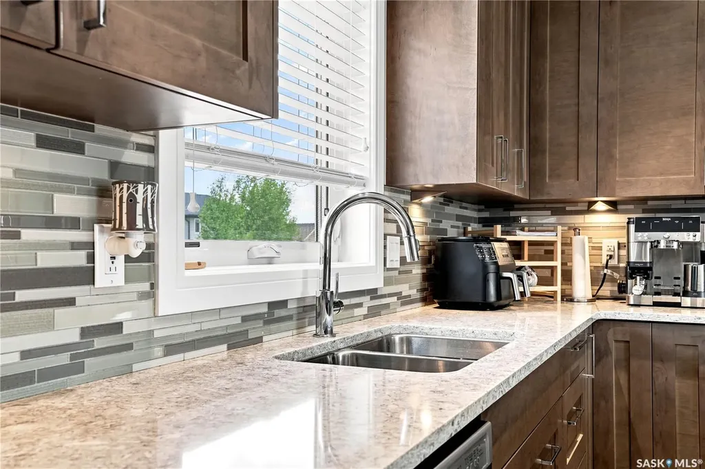 1102 Evergreen Boulevard Saskatoon SK S7W 0P3