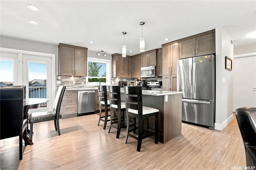 1102 Evergreen Boulevard Saskatoon SK S7W 0P3