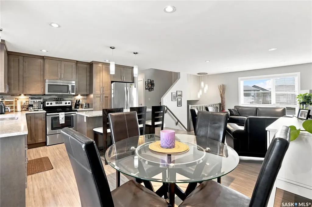 1102 Evergreen Boulevard Saskatoon SK S7W 0P3