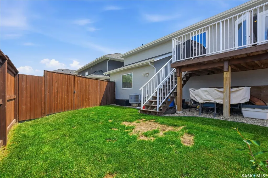 1102 Evergreen Boulevard Saskatoon SK S7W 0P3