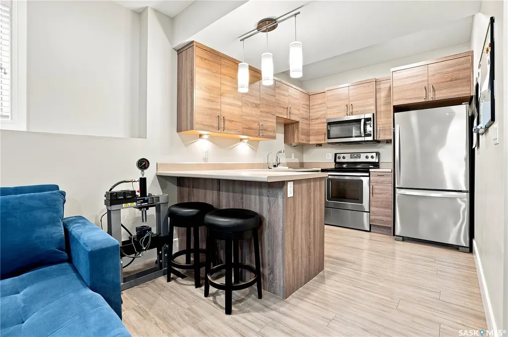 1102 Evergreen Boulevard Saskatoon SK S7W 0P3