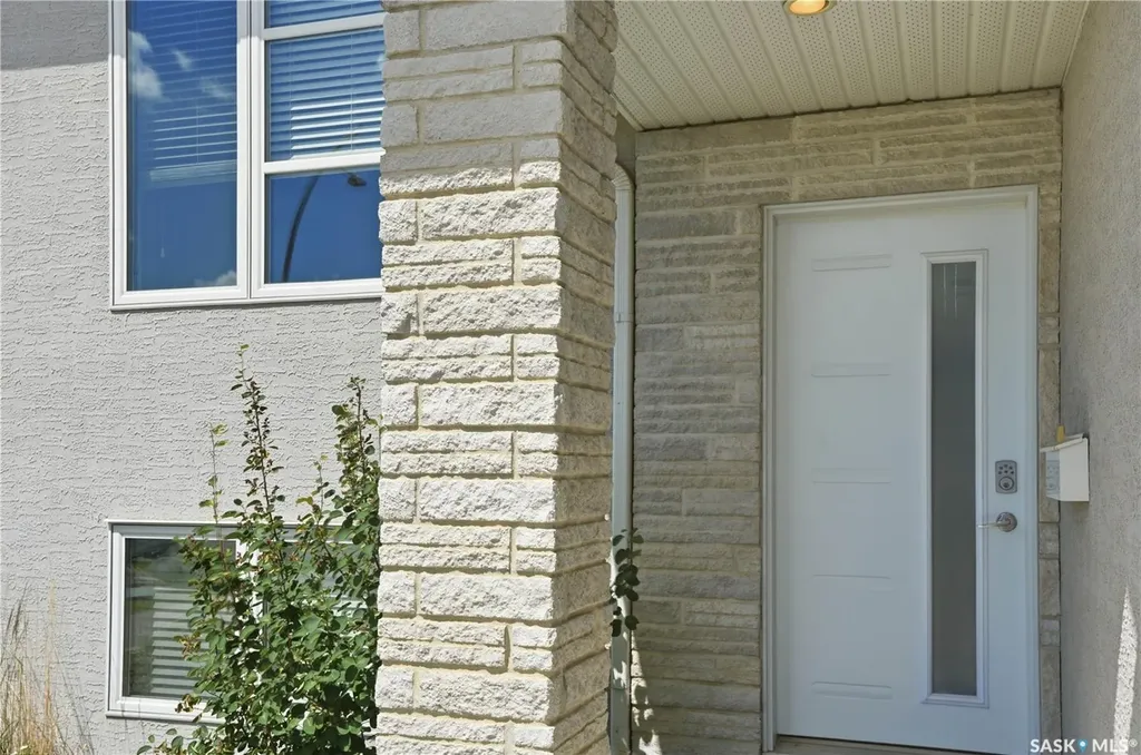 1102 Evergreen Boulevard Saskatoon SK S7W 0P3