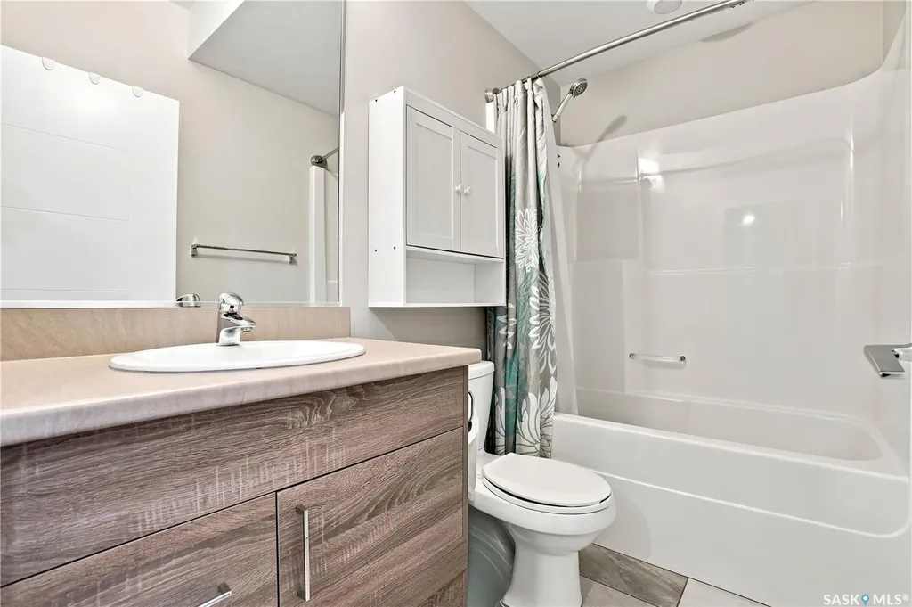 1102 Evergreen Boulevard Saskatoon SK S7W 0P3