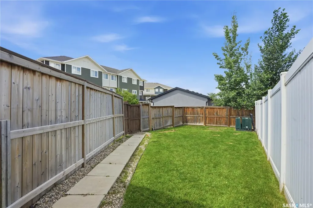 1102 Evergreen Boulevard Saskatoon SK S7W 0P3
