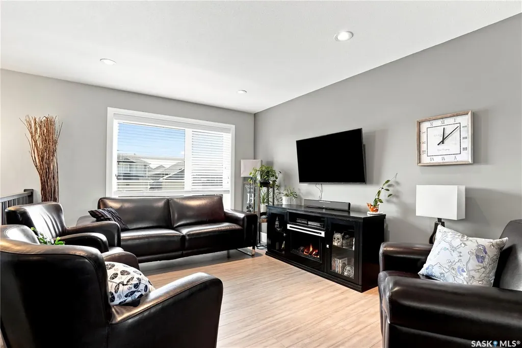 1102 Evergreen Boulevard Saskatoon SK S7W 0P3