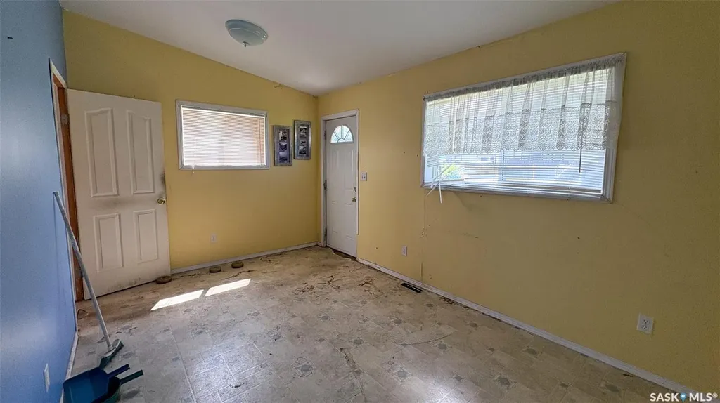 1310 Angus Street Regina SK S4T 1Y8