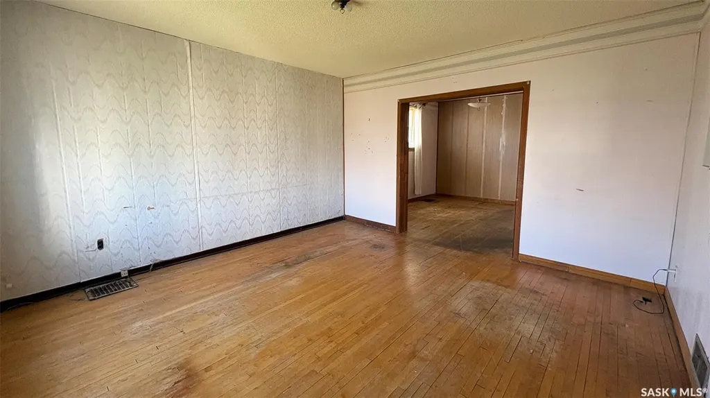 1310 Angus Street Regina SK S4T 1Y8