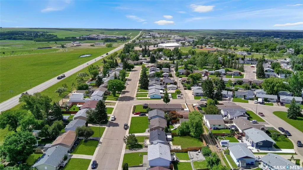 10 Macdonald Crescent Swift Current SK S9H 4A7