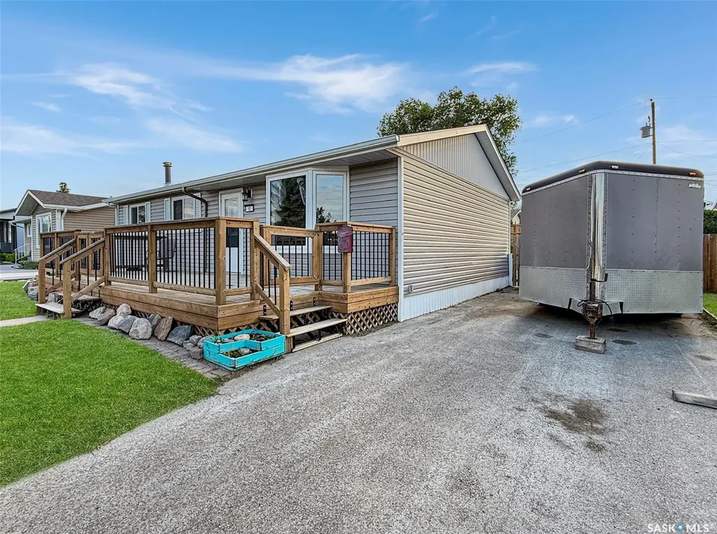 10 Macdonald Crescent Swift Current SK S9H 4A7