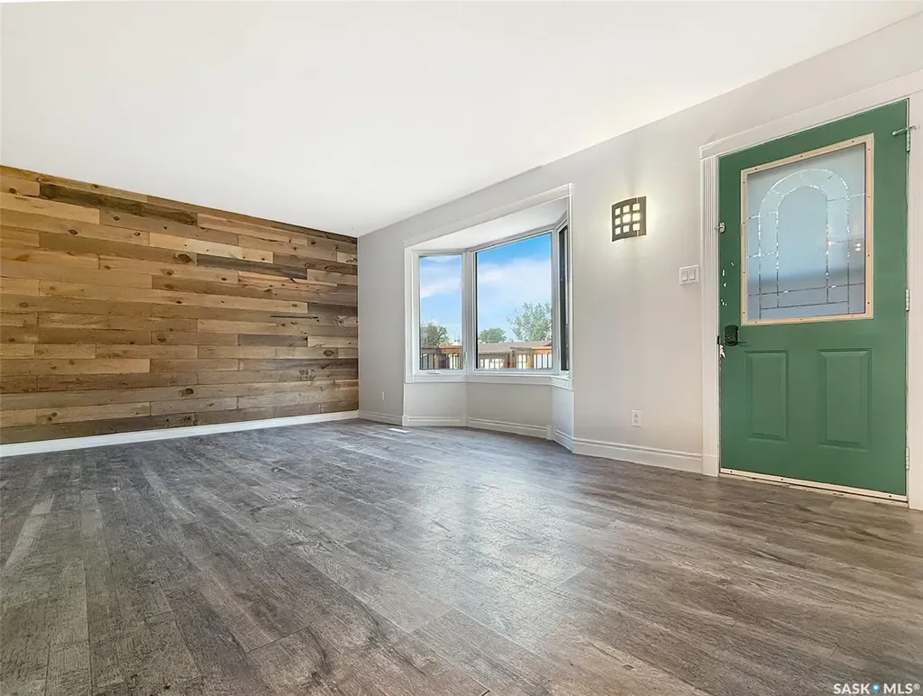 10 Macdonald Crescent Swift Current SK S9H 4A7