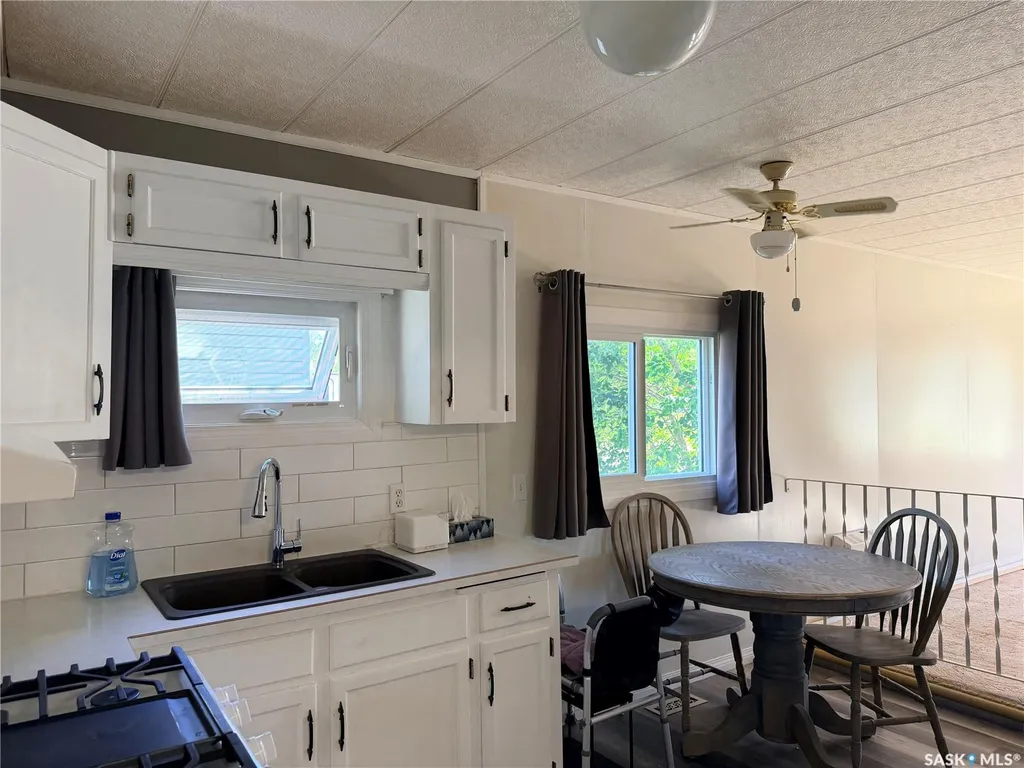 25 Sunrise Estates Assiniboia SK S0H 0B0