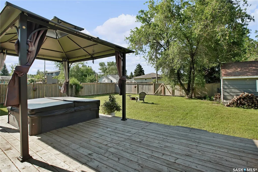 2019 2nd Street Rosthern SK S0K 3R0